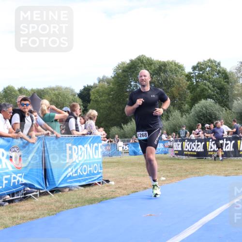 31.08.2025 - Elbe Triathlon Hamburg Strokosch-Dieckow http://msf.ph/oto/8655505 31.08.2025 11:51:06 Ziel 859, 1268 meine-sportfotos.de