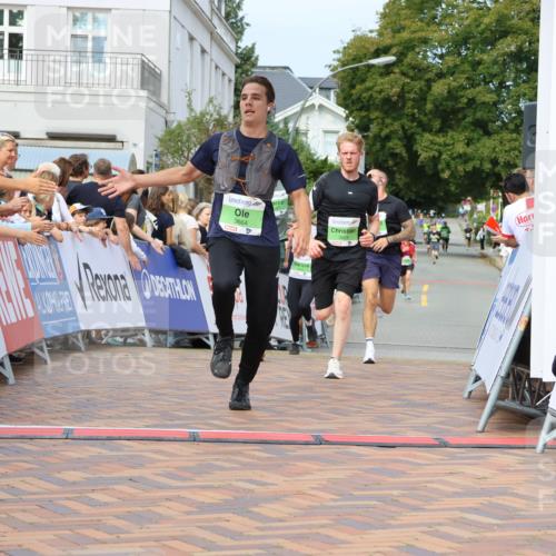 31.08.2025 - 21. Blankeneser Heldenlauf Strokosch-Dieckow http://msf.ph/oto/8655512 31.08.2025 11:00:09 Ziel 3162, 3247, 3691, 3660, 3655, 3664, 3431 meine-sportfotos.de