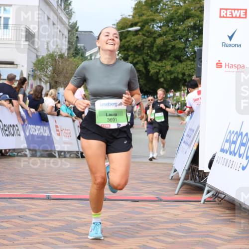 31.08.2025 - 21. Blankeneser Heldenlauf Strokosch-Dieckow http://msf.ph/oto/8655516 31.08.2025 11:00:07 Ziel 3162, 3247, 3691, 3660, 3655, 3664 meine-sportfotos.de