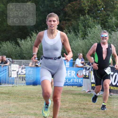 31.08.2025 - Elbe Triathlon Hamburg Strokosch-Dieckow http://msf.ph/oto/8655518 31.08.2025 11:51:29 Ziel 936, 1275, 1277, 1380 meine-sportfotos.de
