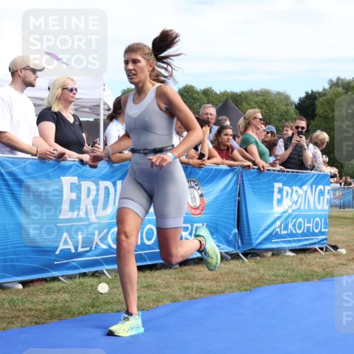 31.08.2025 - Elbe Triathlon Hamburg Strokosch-Dieckow http://msf.ph/oto/8655525 31.08.2025 11:51:31 Ziel 936, 1275, 1277, 1380 meine-sportfotos.de