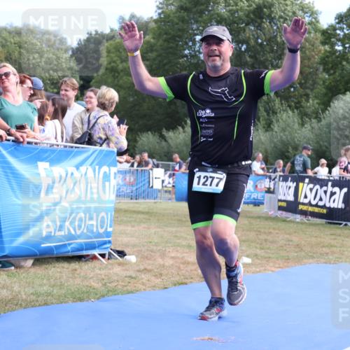 31.08.2025 - Elbe Triathlon Hamburg Strokosch-Dieckow http://msf.ph/oto/8655540 31.08.2025 11:51:37 Ziel 936, 1275, 1277, 1390, 1436 meine-sportfotos.de