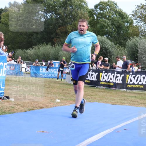 31.08.2025 - Elbe Triathlon Hamburg Strokosch-Dieckow http://msf.ph/oto/8655582 31.08.2025 11:51:55 Ziel 634, 1300, 1592 meine-sportfotos.de