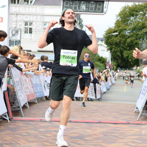 31.08.2025 - 21. Blankeneser Heldenlauf Strokosch-Dieckow http://msf.ph/oto/8655584 31.08.2025 10:59:57 Ziel 3624, 3262, 3438 meine-sportfotos.de