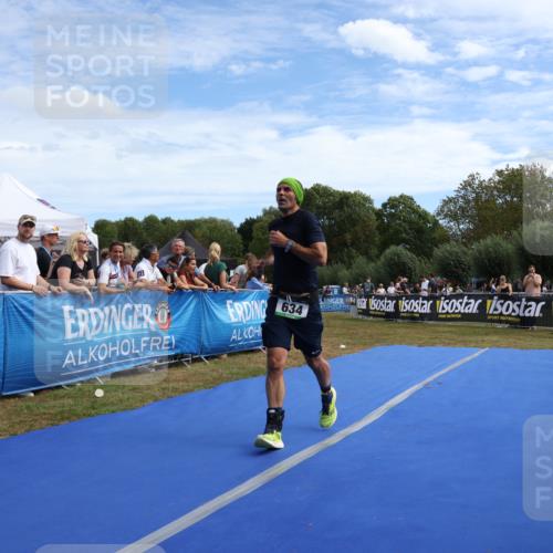31.08.2025 - Elbe Triathlon Hamburg Strokosch-Dieckow http://msf.ph/oto/8655587 31.08.2025 11:52:04 Ziel 634 meine-sportfotos.de