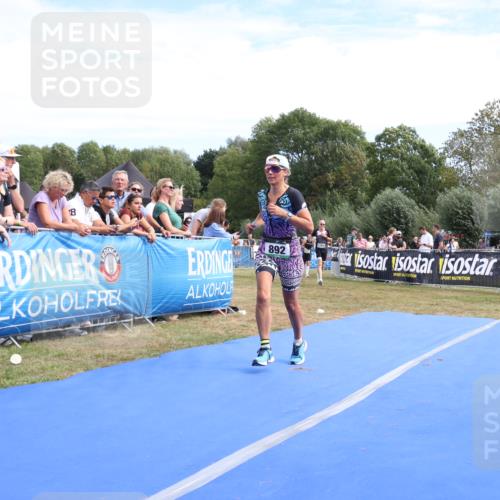 31.08.2025 - Elbe Triathlon Hamburg Strokosch-Dieckow http://msf.ph/oto/8655593 31.08.2025 11:52:13 Ziel 871, 892, 1294 meine-sportfotos.de