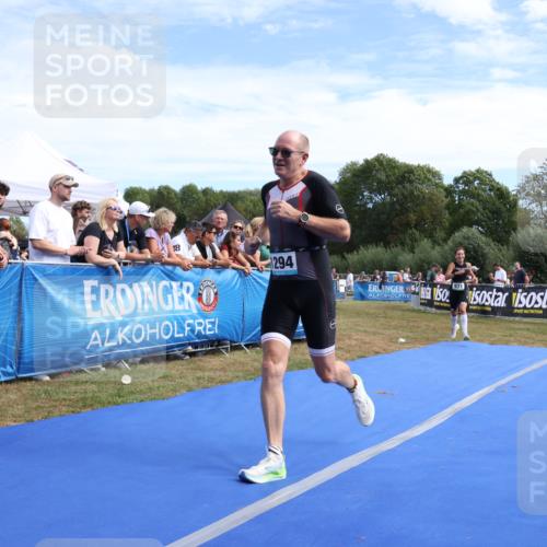 31.08.2025 - Elbe Triathlon Hamburg Strokosch-Dieckow http://msf.ph/oto/8655605 31.08.2025 11:52:18 Ziel 871, 892, 1294 meine-sportfotos.de