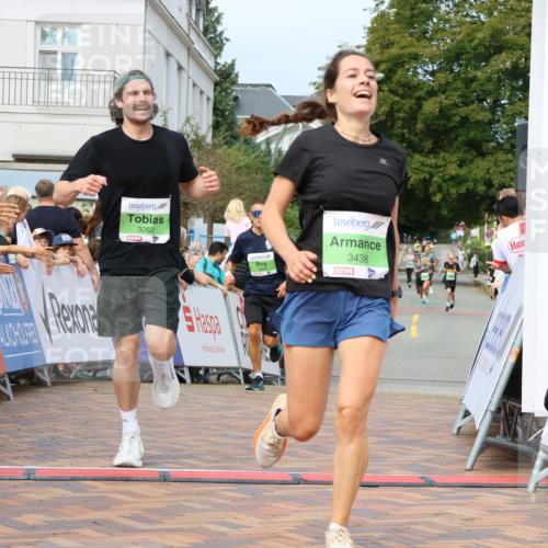31.08.2025 - 21. Blankeneser Heldenlauf Strokosch-Dieckow http://msf.ph/oto/8655610 31.08.2025 10:59:56 Ziel 3624, 3262, 3438 meine-sportfotos.de