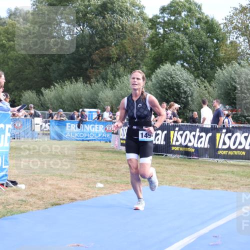 31.08.2025 - Elbe Triathlon Hamburg Strokosch-Dieckow http://msf.ph/oto/8655632 31.08.2025 11:52:40 Ziel 1320, 1494 meine-sportfotos.de