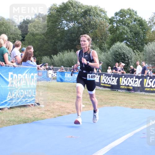 31.08.2025 - Elbe Triathlon Hamburg Strokosch-Dieckow http://msf.ph/oto/8655635 31.08.2025 11:52:40 Ziel 1320, 1494 meine-sportfotos.de