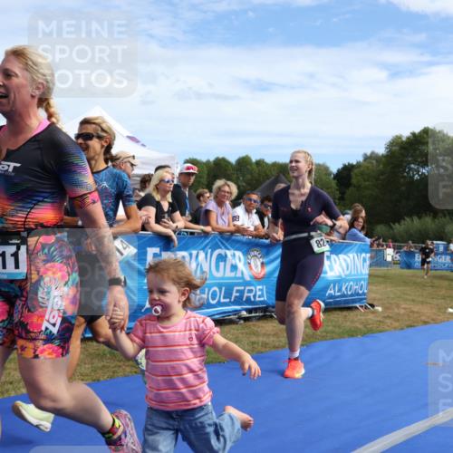 31.08.2025 - Elbe Triathlon Hamburg Strokosch-Dieckow http://msf.ph/oto/8655677 31.08.2025 11:53:01 Ziel 824, 1342, 1406, 1411 meine-sportfotos.de