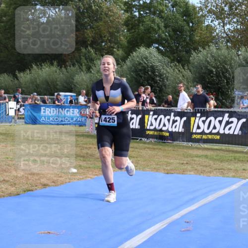 31.08.2025 - Elbe Triathlon Hamburg Strokosch-Dieckow http://msf.ph/oto/8655702 31.08.2025 11:53:24 Ziel 1339, 1388, 1405, 1425 meine-sportfotos.de