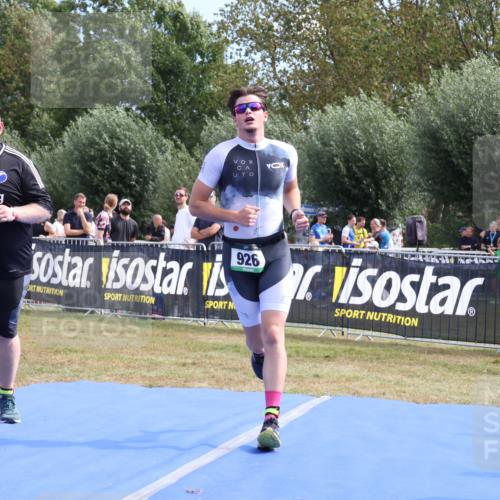 31.08.2025 - Elbe Triathlon Hamburg Strokosch-Dieckow http://msf.ph/oto/8655718 31.08.2025 11:53:37 Ziel 926, 1114, 1575 meine-sportfotos.de