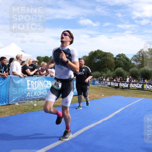 31.08.2025 - Elbe Triathlon Hamburg Strokosch-Dieckow http://msf.ph/oto/8655727 31.08.2025 11:53:39 Ziel 926, 1114, 1575 meine-sportfotos.de