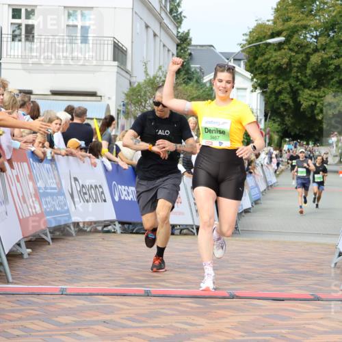 31.08.2025 - 21. Blankeneser Heldenlauf Strokosch-Dieckow http://msf.ph/oto/8655744 31.08.2025 10:59:40 Ziel 3551, 3467, 3683 meine-sportfotos.de