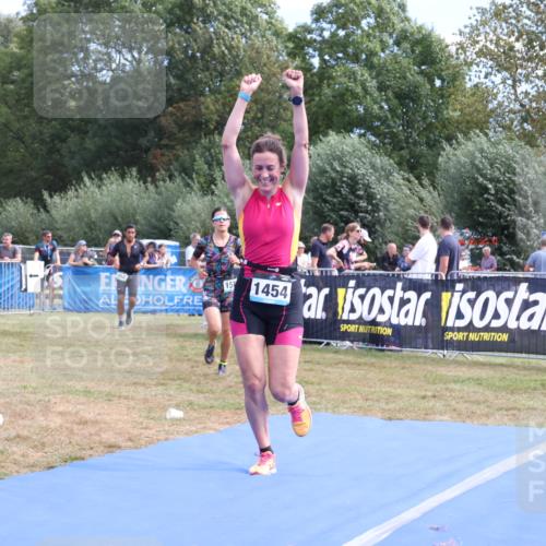 31.08.2025 - Elbe Triathlon Hamburg Strokosch-Dieckow http://msf.ph/oto/8655771 31.08.2025 11:54:28 Ziel 1311, 1454, 1580 meine-sportfotos.de