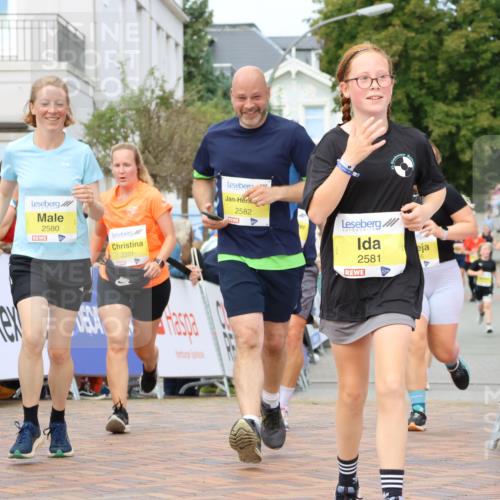 31.08.2025 - 21. Blankeneser Heldenlauf Strokosch-Dieckow http://msf.ph/oto/8655786 31.08.2025 10:32:35 Ziel 2490, 2256, 2257, 2644, 2581, 2582, 2580, 2201 meine-sportfotos.de