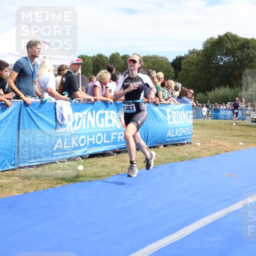 31.08.2025 - Elbe Triathlon Hamburg Strokosch-Dieckow http://msf.ph/oto/8655804 31.08.2025 11:54:51 Ziel 775, 879, 1295, 1367, 1422 meine-sportfotos.de