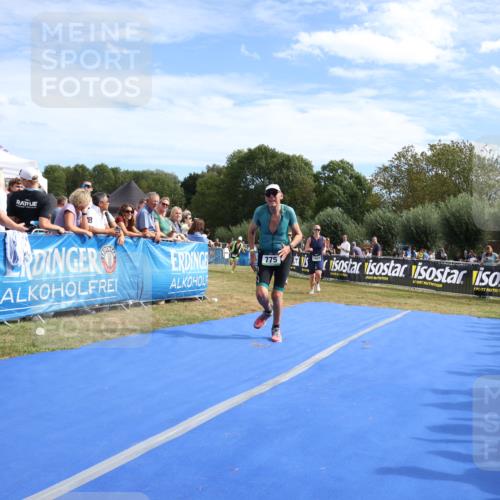 31.08.2025 - Elbe Triathlon Hamburg Strokosch-Dieckow http://msf.ph/oto/8655809 31.08.2025 11:54:55 Ziel 775, 795, 879, 999, 1270, 1295, 1367, 1422 meine-sportfotos.de