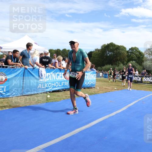 31.08.2025 - Elbe Triathlon Hamburg Strokosch-Dieckow http://msf.ph/oto/8655814 31.08.2025 11:54:56 Ziel 775, 795, 879, 999, 1270, 1295, 1367, 1422 meine-sportfotos.de