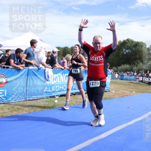 31.08.2025 - Elbe Triathlon Hamburg Strokosch-Dieckow http://msf.ph/oto/8655846 31.08.2025 11:55:04 Ziel 419, 795, 879, 999, 1270, 1295, 1609 meine-sportfotos.de