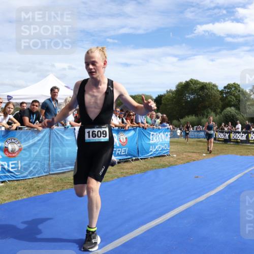 31.08.2025 - Elbe Triathlon Hamburg Strokosch-Dieckow http://msf.ph/oto/8655858 31.08.2025 11:55:13 Ziel 677, 1492, 1609 meine-sportfotos.de