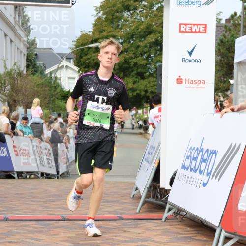 31.08.2025 - 21. Blankeneser Heldenlauf Strokosch-Dieckow http://msf.ph/oto/8655863 31.08.2025 10:59:07 Ziel 3295, 3426, 3022 meine-sportfotos.de