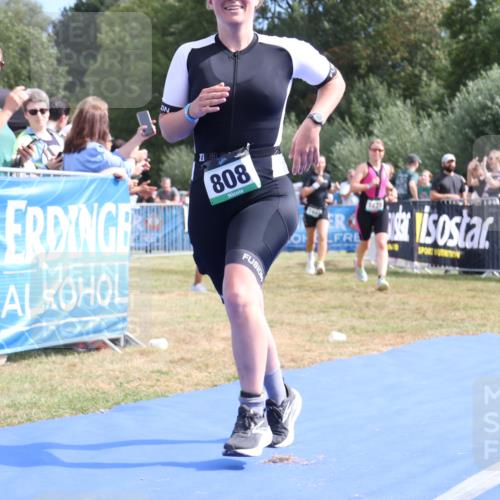 31.08.2025 - Elbe Triathlon Hamburg Strokosch-Dieckow http://msf.ph/oto/8655878 31.08.2025 11:55:29 Ziel 808, 1428, 1443 meine-sportfotos.de