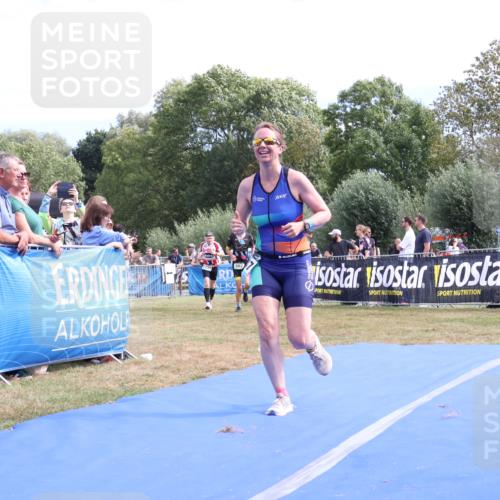 31.08.2025 - Elbe Triathlon Hamburg Strokosch-Dieckow http://msf.ph/oto/8655902 31.08.2025 11:55:43 Ziel 404, 662, 1335, 1447 meine-sportfotos.de