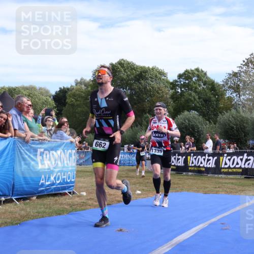 31.08.2025 - Elbe Triathlon Hamburg Strokosch-Dieckow http://msf.ph/oto/8655908 31.08.2025 11:55:49 Ziel 662, 1335, 1447, 1594 meine-sportfotos.de