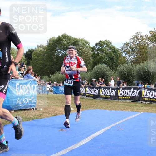 31.08.2025 - Elbe Triathlon Hamburg Strokosch-Dieckow http://msf.ph/oto/8655909 31.08.2025 11:55:50 Ziel 662, 1335, 1594 meine-sportfotos.de