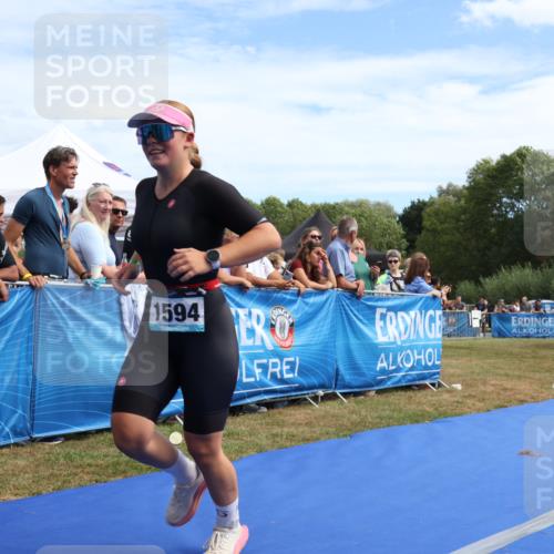 31.08.2025 - Elbe Triathlon Hamburg Strokosch-Dieckow http://msf.ph/oto/8655915 31.08.2025 11:55:54 Ziel 662, 1335, 1594 meine-sportfotos.de