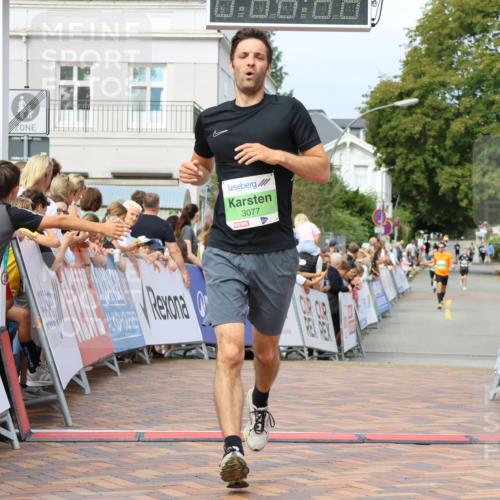 31.08.2025 - 21. Blankeneser Heldenlauf Strokosch-Dieckow http://msf.ph/oto/8655933 31.08.2025 10:58:50 Ziel 3077 meine-sportfotos.de