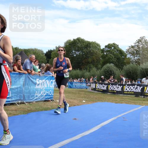 31.08.2025 - Elbe Triathlon Hamburg Strokosch-Dieckow http://msf.ph/oto/8655936 31.08.2025 11:56:22 Ziel 920, 1370 meine-sportfotos.de