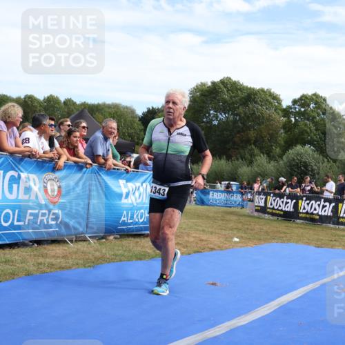 31.08.2025 - Elbe Triathlon Hamburg Strokosch-Dieckow http://msf.ph/oto/8656014 31.08.2025 11:57:26 Ziel 1343 meine-sportfotos.de