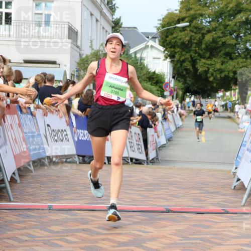 31.08.2025 - 21. Blankeneser Heldenlauf Strokosch-Dieckow http://msf.ph/oto/8656029 31.08.2025 10:58:41 Ziel 3064, 3651, 3705, 3457 meine-sportfotos.de