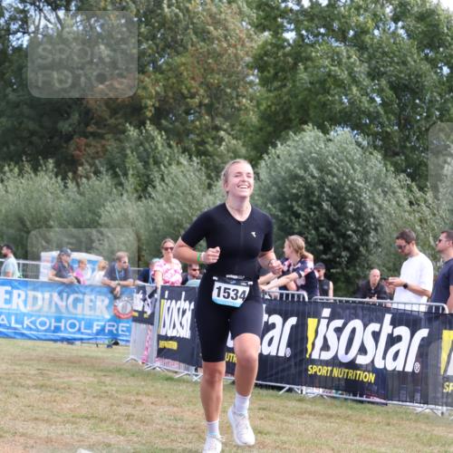 31.08.2025 - Elbe Triathlon Hamburg Strokosch-Dieckow http://msf.ph/oto/8656033 31.08.2025 11:57:46 Ziel 1519, 1534 meine-sportfotos.de