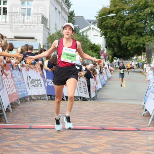 31.08.2025 - 21. Blankeneser Heldenlauf Strokosch-Dieckow http://msf.ph/oto/8656035 31.08.2025 10:58:40 Ziel 3064, 3651, 3705, 3457 meine-sportfotos.de