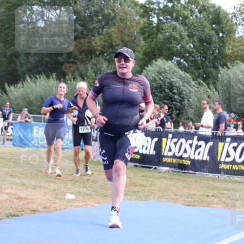 31.08.2025 - Elbe Triathlon Hamburg Strokosch-Dieckow http://msf.ph/oto/8656047 31.08.2025 11:58:01 Ziel 809, 1276, 1393, 1476 meine-sportfotos.de