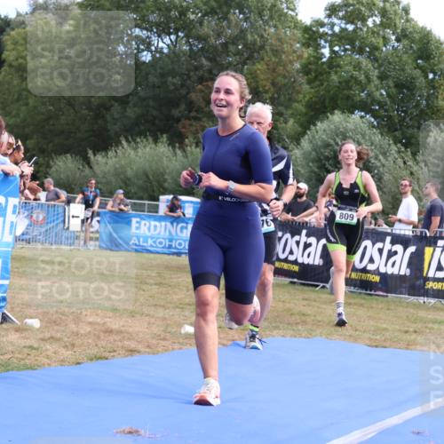 31.08.2025 - Elbe Triathlon Hamburg Strokosch-Dieckow http://msf.ph/oto/8656056 31.08.2025 11:58:04 Ziel 809, 1276, 1393, 1476 meine-sportfotos.de