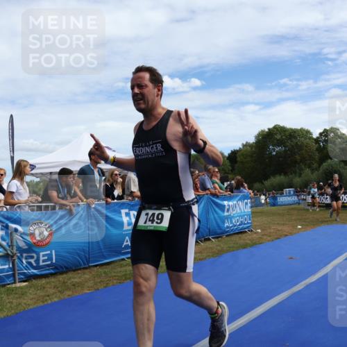31.08.2025 - Elbe Triathlon Hamburg Strokosch-Dieckow http://msf.ph/oto/8656140 31.08.2025 11:59:14 Ziel 749, 899 meine-sportfotos.de