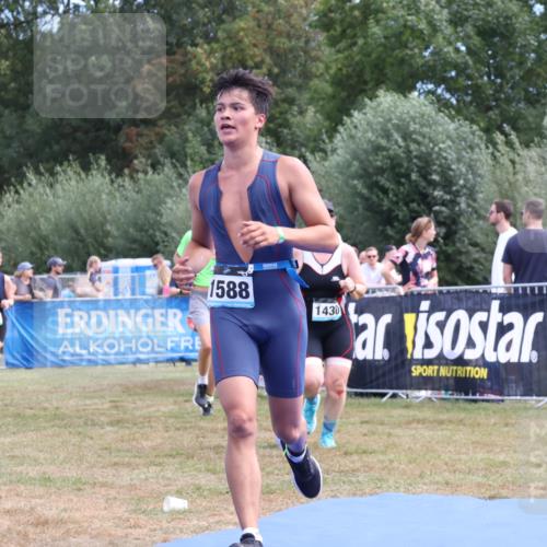 31.08.2025 - Elbe Triathlon Hamburg Strokosch-Dieckow http://msf.ph/oto/8656173 31.08.2025 11:59:39 Ziel 876, 1377, 1430, 1502, 1588 meine-sportfotos.de