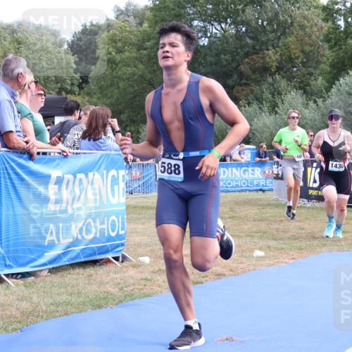 31.08.2025 - Elbe Triathlon Hamburg Strokosch-Dieckow http://msf.ph/oto/8656177 31.08.2025 11:59:40 Ziel 1377, 1430, 1502, 1588 meine-sportfotos.de