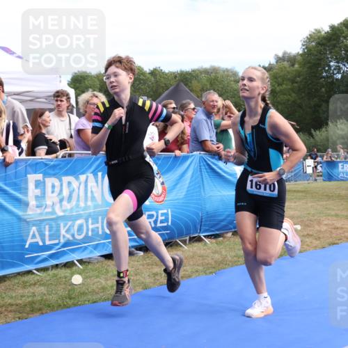 31.08.2025 - Elbe Triathlon Hamburg Strokosch-Dieckow http://msf.ph/oto/8656202 31.08.2025 11:59:52 Ziel 1530, 1584, 1610 meine-sportfotos.de