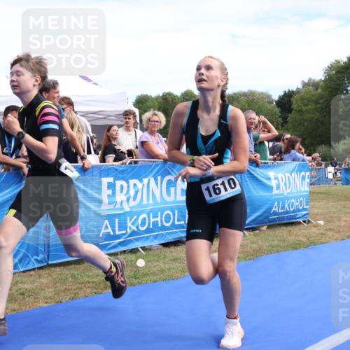 31.08.2025 - Elbe Triathlon Hamburg Strokosch-Dieckow http://msf.ph/oto/8656203 31.08.2025 11:59:53 Ziel 1407, 1530, 1584, 1610 meine-sportfotos.de