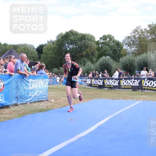 31.08.2025 - Elbe Triathlon Hamburg Strokosch-Dieckow http://msf.ph/oto/8656241 31.08.2025 12:00:18 Ziel 1353, 1463 meine-sportfotos.de