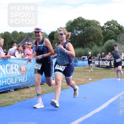 31.08.2025 - Elbe Triathlon Hamburg Strokosch-Dieckow http://msf.ph/oto/8656255 31.08.2025 12:00:39 Ziel 901, 1257, 1386, 1416, 1537 meine-sportfotos.de