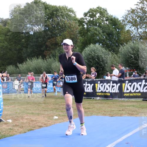 31.08.2025 - Elbe Triathlon Hamburg Strokosch-Dieckow http://msf.ph/oto/8656266 31.08.2025 12:00:43 Ziel 842, 901, 1257, 1386, 1416, 1486, 1537 meine-sportfotos.de