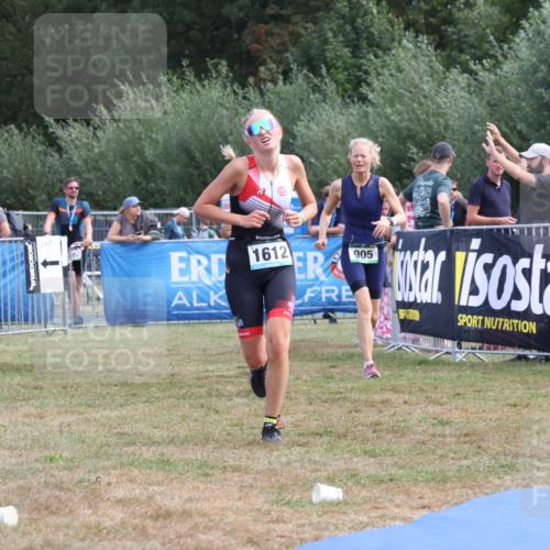 31.08.2025 - Elbe Triathlon Hamburg Strokosch-Dieckow http://msf.ph/oto/8656297 31.08.2025 12:00:55 Ziel 842, 905, 1324, 1438, 1486, 1612 meine-sportfotos.de