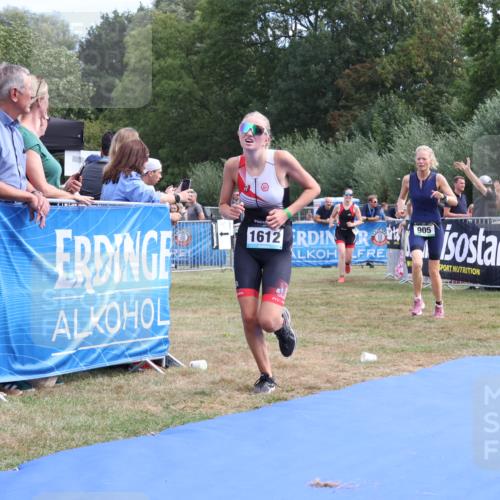31.08.2025 - Elbe Triathlon Hamburg Strokosch-Dieckow http://msf.ph/oto/8656304 31.08.2025 12:00:57 Ziel 842, 905, 1324, 1438, 1612 meine-sportfotos.de